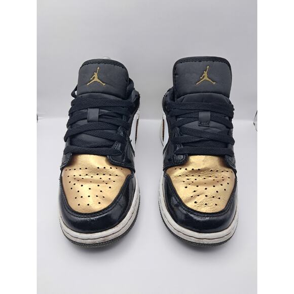 Size 4Y | 5.5W - Jordan 1 Low SE Gold Toe (GS) - DR6970-071 - Picture 3 of 8
